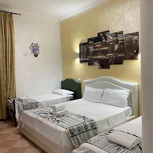 2* Konukevi Aquarium Termini