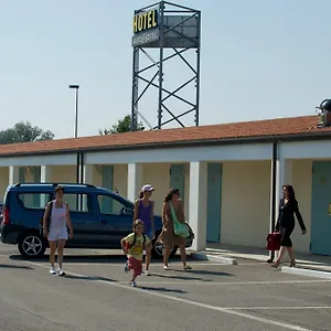 https://autohotel-ravenna.emilia-romagnahotels.net